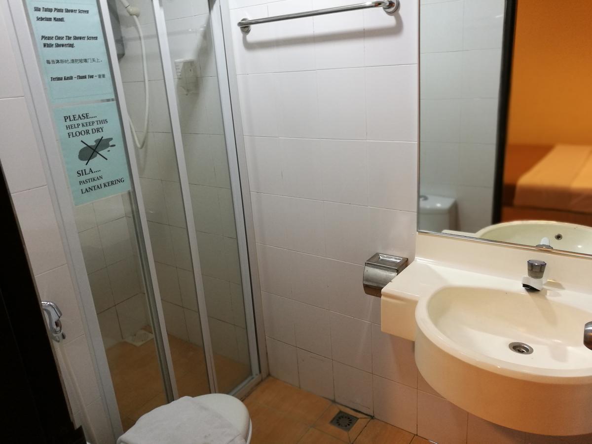 Grandpa Hotel Порт-Диксон Экстерьер фото