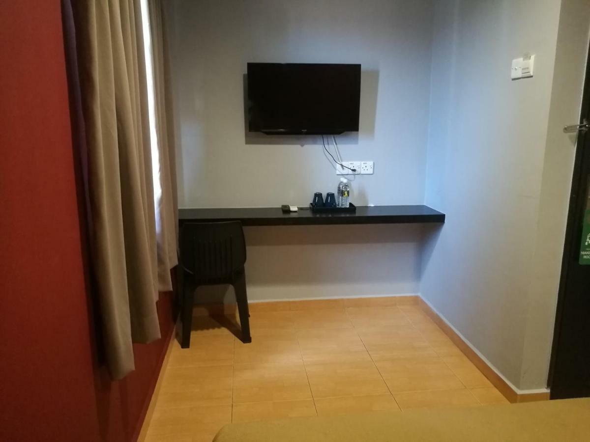 Grandpa Hotel Порт-Диксон Экстерьер фото
